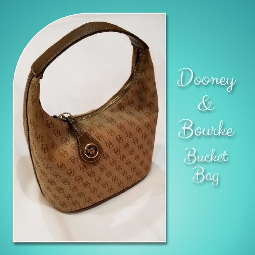 Dooney & Bourke - Picture 1 of 8